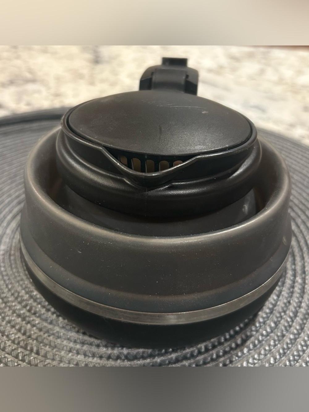 GourmiaGK 320 Travel Foldable Electric Kettle - Dual Voltage/Food Grade Silicone